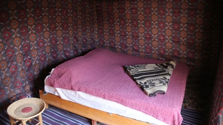 Family luxury tent with double and single bed